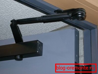 Notranja namestitev bližje Notranja namestitev bližje