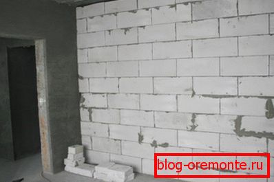 Notranja stena gaziranih betonskih blokov Notranja stena gaziranih betonskih blokov