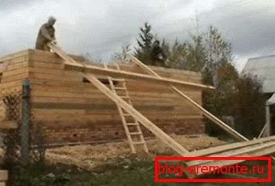 Pomožna naprava za dviganje materialov Pomožna naprava za dviganje materialov