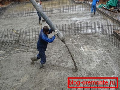 Vlivanje betona v monolitnih konstrukcijah Vlivanje betona v monolitnih konstrukcijah