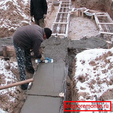 Polnjenje osnove s betonom W6 Polnjenje osnove s betonom W6