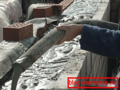 Polnjenje sten s peno betonom v opečnatih silikatnih opekah Polnjenje sten s peno betonom v opečnatih silikatnih opekah