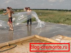Zaščitite beton pred prezgodnjim sušenjem Zaščitite beton pred prezgodnjim sušenjem